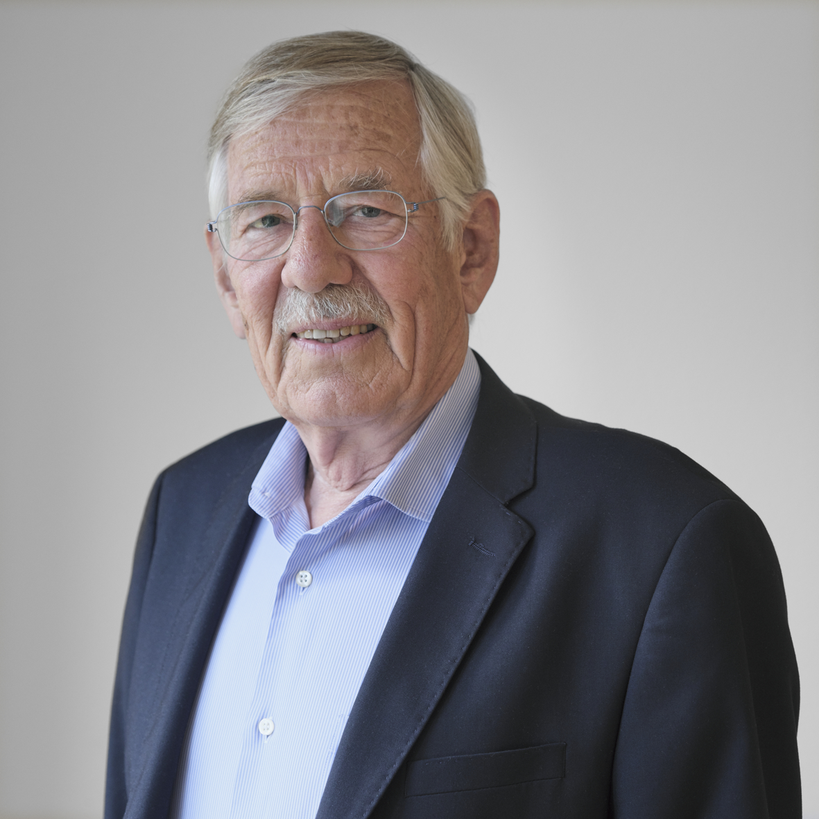 Portraitbild Berchtold von Fischer